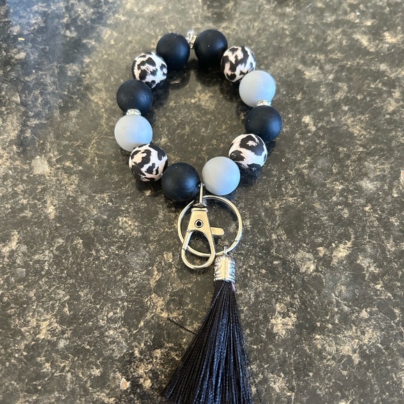 Keychain Bracelets - Picture 9 of 16